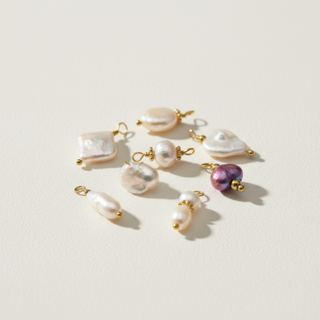 1 pendentif pour femme en perle d'eau douce de forme irrégulière