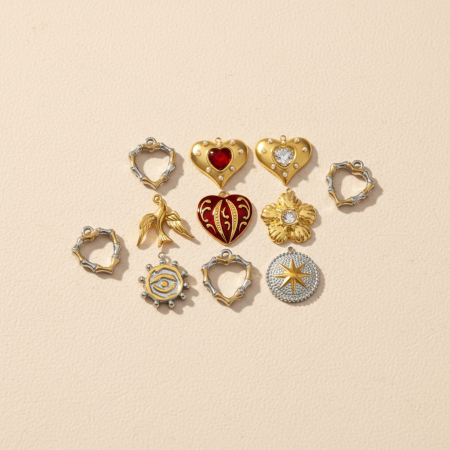 Pendentif femme en acier titane, couleur or et argent, résistant à l'eau et au ternissement, au cœur brillant. 2