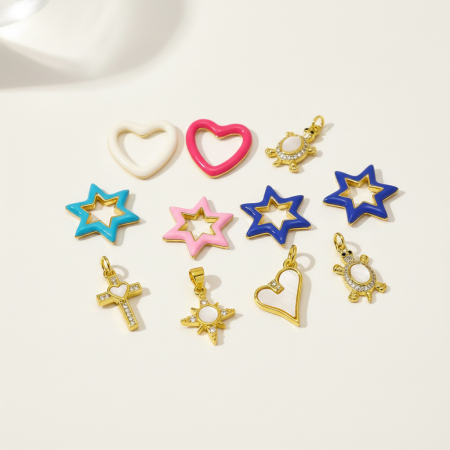 Pendentif femme en forme de cœur, en acier inoxydable étanche, couleur or, à faire soi-même (1 pièce)