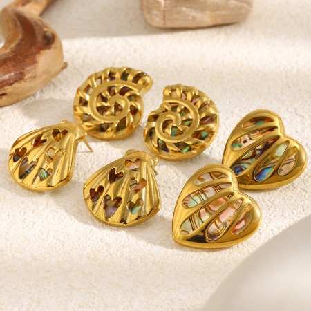 Boucles d'oreilles puces rétro en forme de cœur et coquillage, en acier inoxydable doré et imperméables