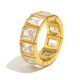 Bague ajourée en or avec petit diamant carré/numéro 6