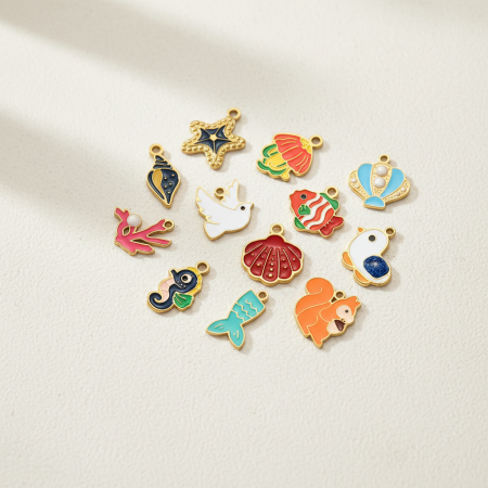 Pendentif femme en acier inoxydable doré, étanche, motif animal, collection romantique (1 pièce) 2