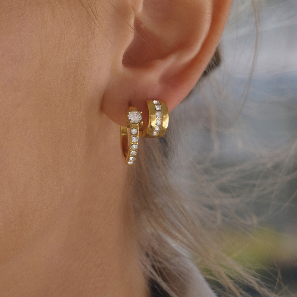 Boucles D'Oreilles Créoles Sophistiquées Pour Femmes, En Acier Inoxydable Doré Avec Zircon, Imperméables Et Anti-Ternissement. Image4