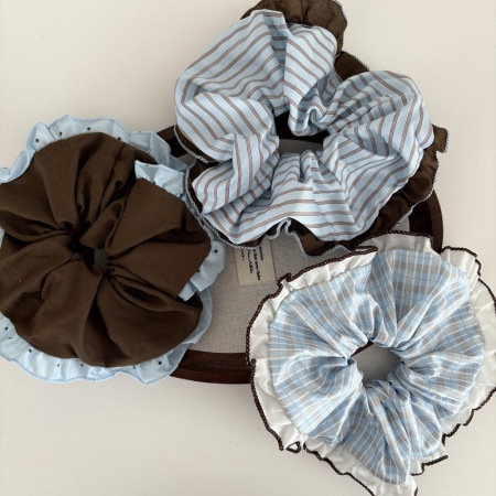Chouchous pour femmes en tissu à rayures écossaises de la collection romantique