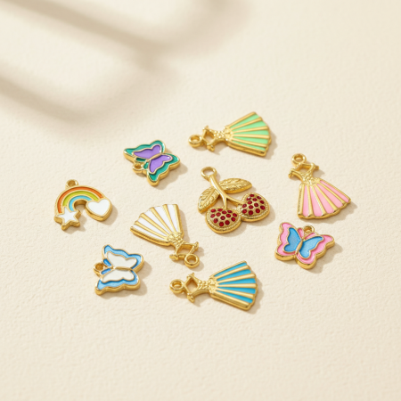 Pendentifs délicats en acier titane couleur or, motif papillon, pour femmes