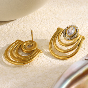 Boucles D'Oreilles Puces Pour Femmes En Acier Inoxydable Doré Ajouré, Étanches Et Serties De Zircon. h5 Image4