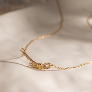 Collier Pendentif Sophistiqué Pour Femme, En Acier Inoxydable Doré, Avec Nœud Papillon, Imperméable Et Anti-Ternissement h5 Image5