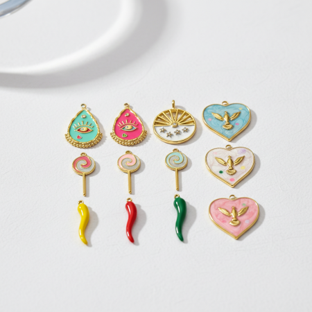 Pendentif femme simple, en acier inoxydable, couleur or, étanche, à faire soi-même (1 pièce)