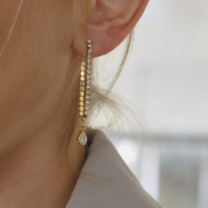 Boucles D'Oreilles Délicates En Forme De Goutte, En Acier Inoxydable Doré Avec Zircon, Imperméables Et Anti-Ternissement, Parfaites Pour Les Soirées. h5 Image5
