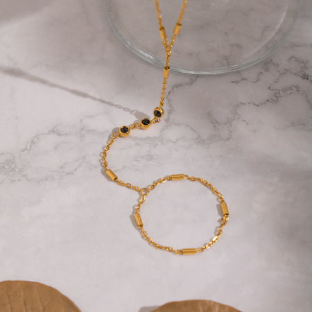 Chaîne décontractée en acier inoxydable étanche couleur or avec zircon pour femme 2