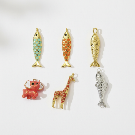 Pendentif classique pour femme en acier inoxydable étanche, motif animal (1 pièce)