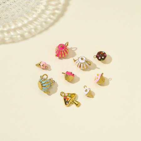 Pendentif femme en acier inoxydable doré, imperméable, motif dessert mignon (1 pièce) 2