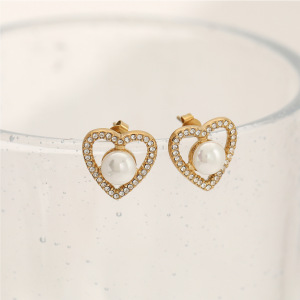 Boucles D'Oreilles Puces Pour Femme, En Acier Inoxydable, Couleur Or, Avec Perle Et Zircon, En Forme De Cœur Simple. Elles Sont Imperméables. h5 Image3