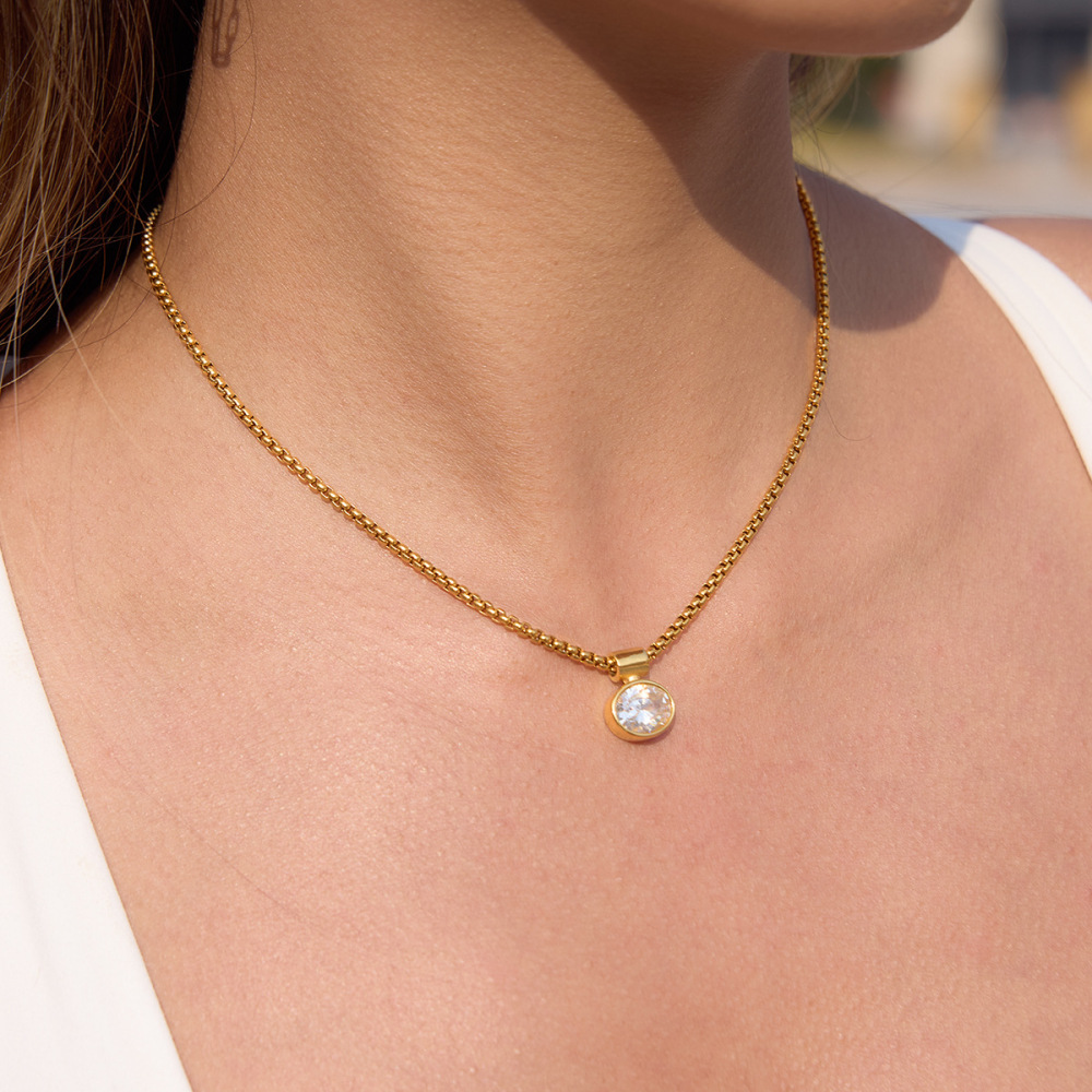 Colliers Pendentifs Classiques Pour Femmes En Acier Inoxydable Doré Avec Zircon, Étanches Et Anti-Ternissement Image3