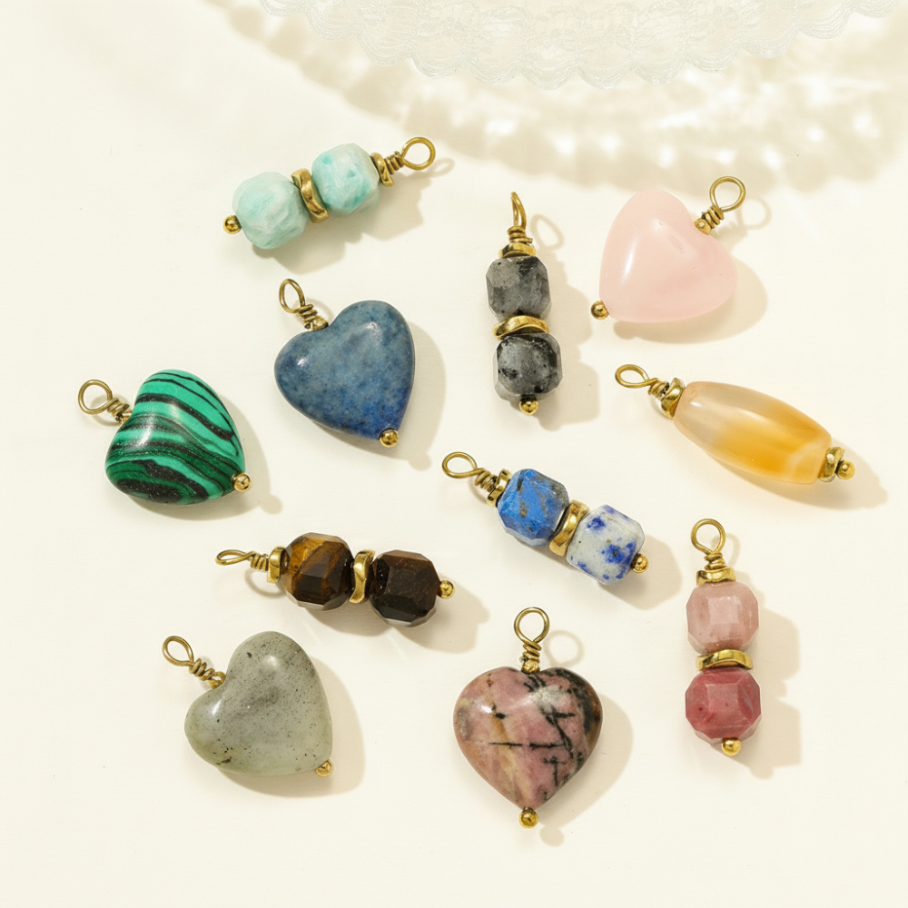 Pendentif Classique En Forme De Cœur Pour Femme, Pierres Naturelles, Couleur Or, 1 Pièce Image3