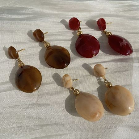 Boucles d'oreilles pendantes rétro en résine pour femmes