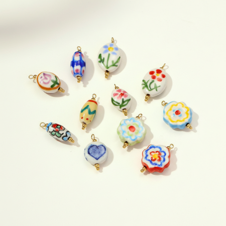 Pendentifs élégants en céramique dorée à motif floral à faire soi-même pour femmes 2