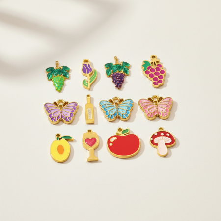 Pendentif femme DIY en acier inoxydable doré, motif raisin, étanche, collection romantique (1 pièce)