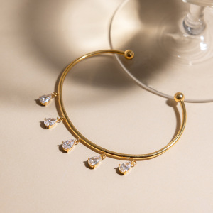 Bracelet Manchette Femme En Acier Inoxydable Doré Avec Zircon, Orné D'Une Goutte D'Eau, Étanche Et Anti-Ternissement. h5 Image5