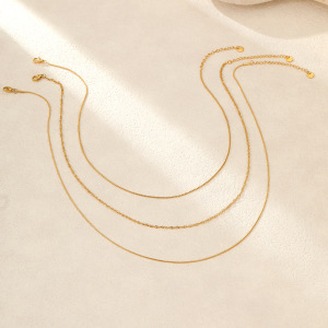 Colliers Superposés Pour Femmes, Collection Simple Series Simple Chain Lines, En Acier Inoxydable Étanche, Couleur Or h5 Image3