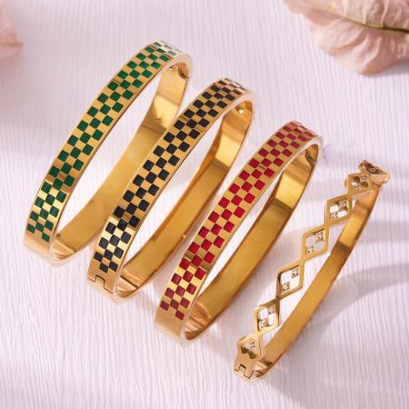 Bracelets pour femmes en acier inoxydable doré à motif damier classique, imperméables et anti-ternissement