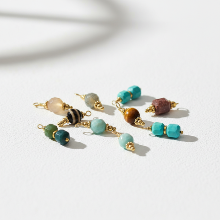 Pendentifs pour femmes en pierres naturelles de forme irrégulière classique et couleur or 2
