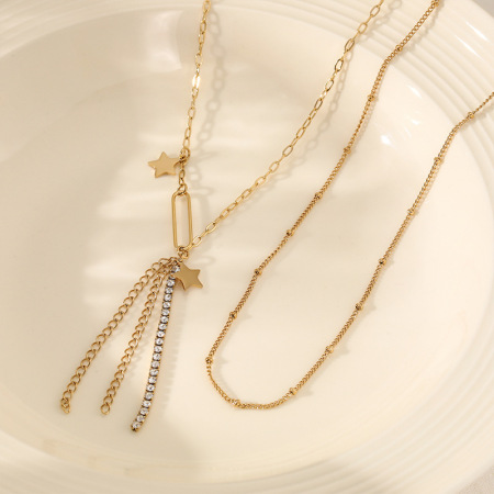Colliers pendentifs pour femmes avec pompon simple en forme d'étoile, en acier inoxydable étanche, couleur or