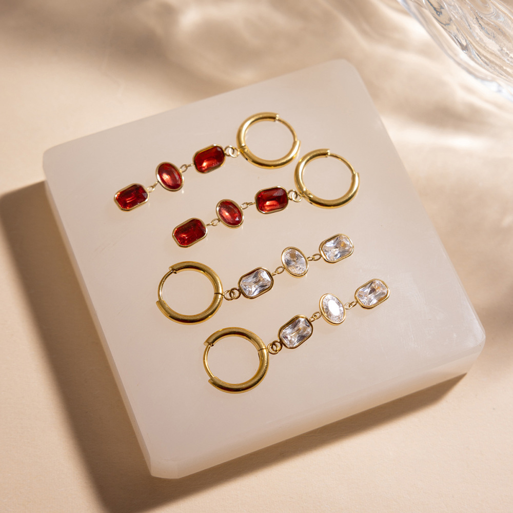 Boucles D'Oreilles Élégantes Pour Femmes, En Acier Inoxydable Doré, Imperméables Et Anti-Ternissement, Avec Une Forme Géométrique Charmante En Zircon. Image5