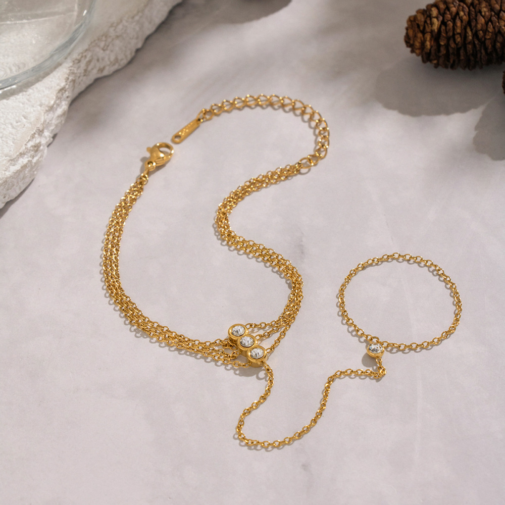 Chaîne Romantique À Plusieurs Rangs En Acier Inoxydable Étanche Couleur Or Avec Zircon Pour Femme Image4