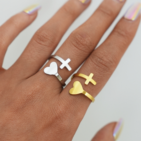 Bagues pour femmes Daily Heart Cross en acier inoxydable étanche couleur or 2
