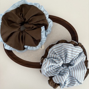Chouchous Pour Femmes En Tissu À Rayures Écossaises De La Collection Romantique h5 Image3