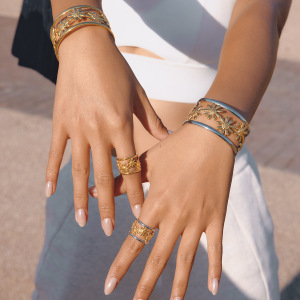 Bracelets Manchettes Classiques Daisy En Acier Inoxydable, Imperméables Et Anti-Ternissement, Aux Couleurs Or Et Argent. h5 Image4