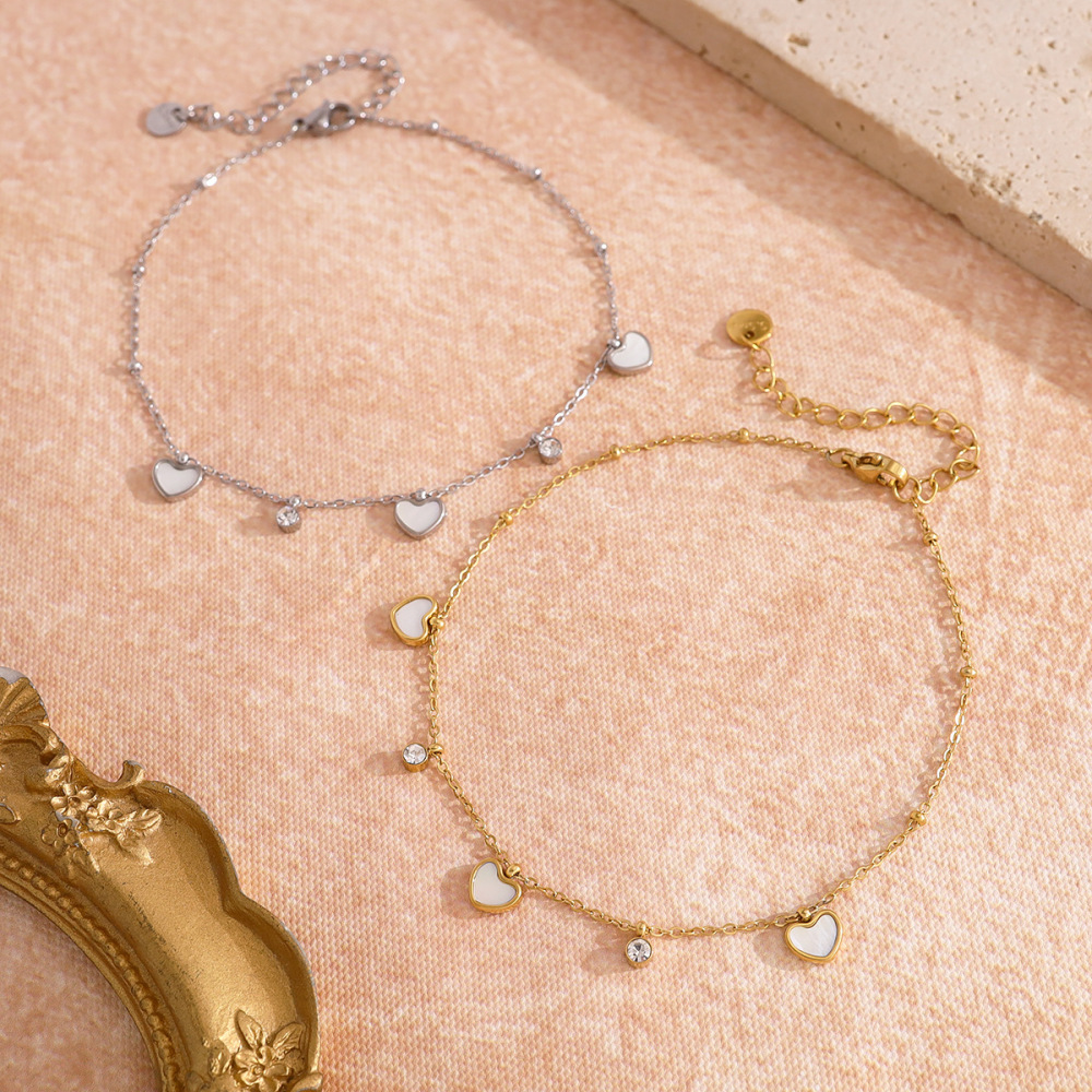 Bracelet À Breloques Pour Femme En Acier Inoxydable Doré Avec Cœur Simple Et Coquillage En Cristal Image3