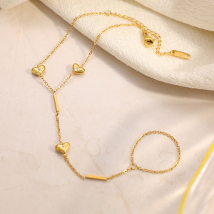 Chaîne De Main Pour Femme En Acier Inoxydable Doré, Ornée D'Un Strass Et D'Un Cœur Simple h5 Image3