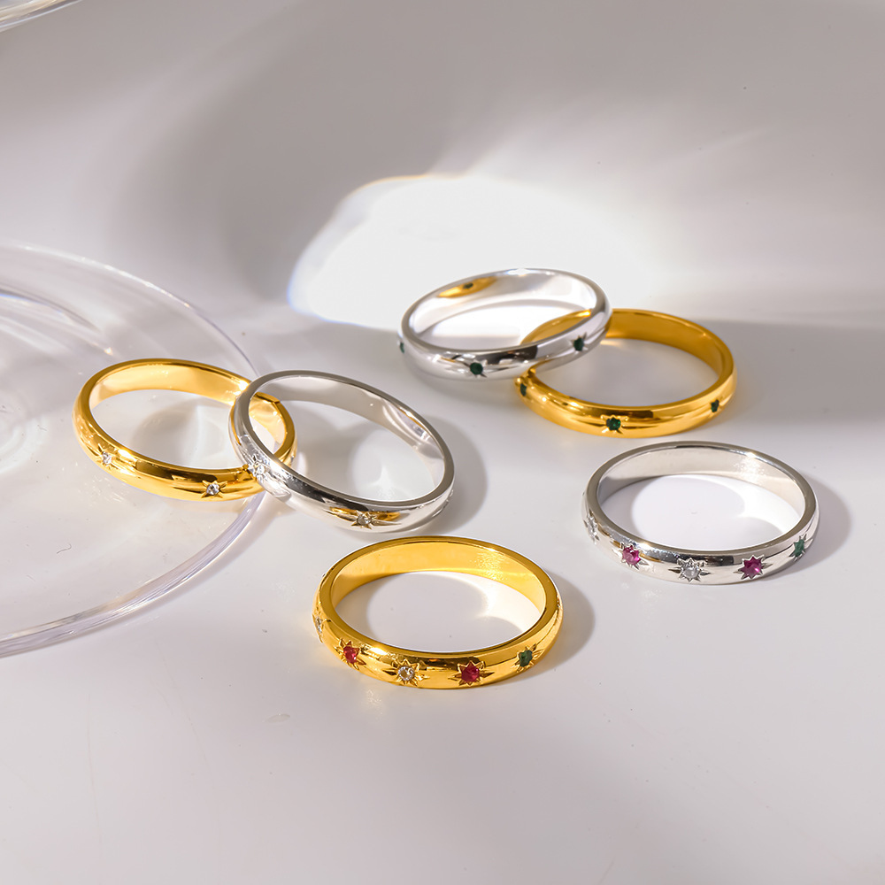 Bagues Simples Daily Star Circle En Acier Inoxydable Étanche Couleur Or Avec Zircon Image3