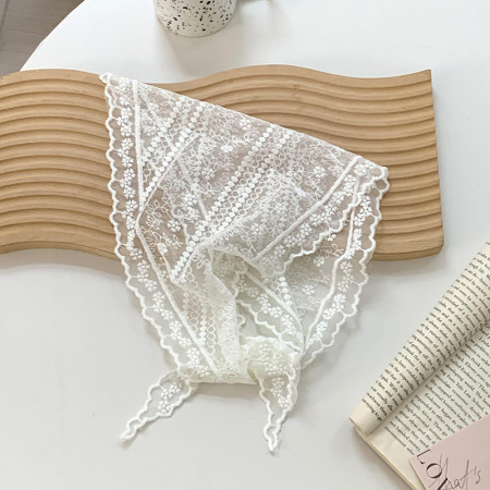 Foulard triangulaire haut de gamme de style français élégant 2