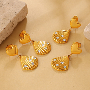 Boucles D'Oreilles Pendantes Pour Femme En Acier Inoxydable Doré, Imperméables, En Forme De Cœur Et Ornées De Strass. h5 Image2