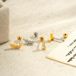 Boucles D'Oreilles Papillon Simples En Cuivre Doré Avec Zircon Pour Piercing Femme h5 Image3