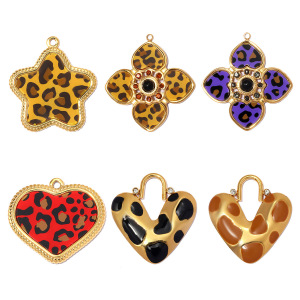 Pendentifs Pour Femmes De La Série Luxueuse, À Faire Soi-Même, Motif Cœur, Léopard Et Trèfle, En Acier Inoxydable Étanche Couleur Or h5 Image3