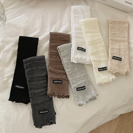 Chaussettes mi-mollet à lettres décontractées et rebondissantes