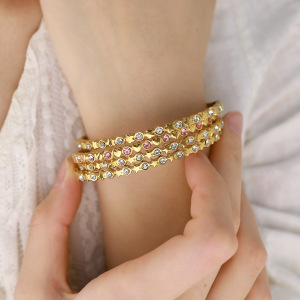 Bracelets Pour Femmes En Acier Inoxydable Doré Avec Cristaux En Forme De Cœur Et D'Étoile h5 Image3