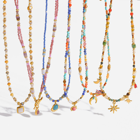 Colliers de perles bohèmes à pompons et pierres naturelles couleur or pour femmes