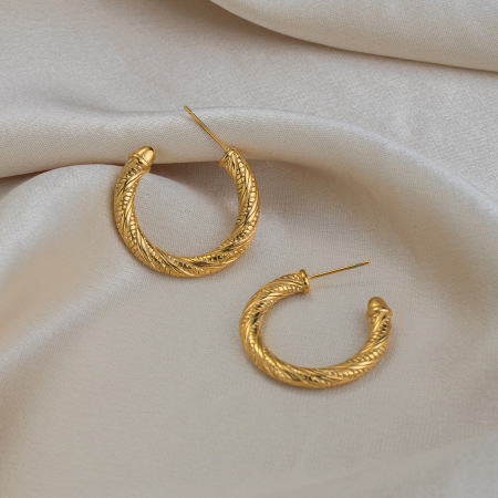 Boucles d'oreilles créoles rétro pour femmes, en acier inoxydable imperméable, couleur or, motif martelé. 2