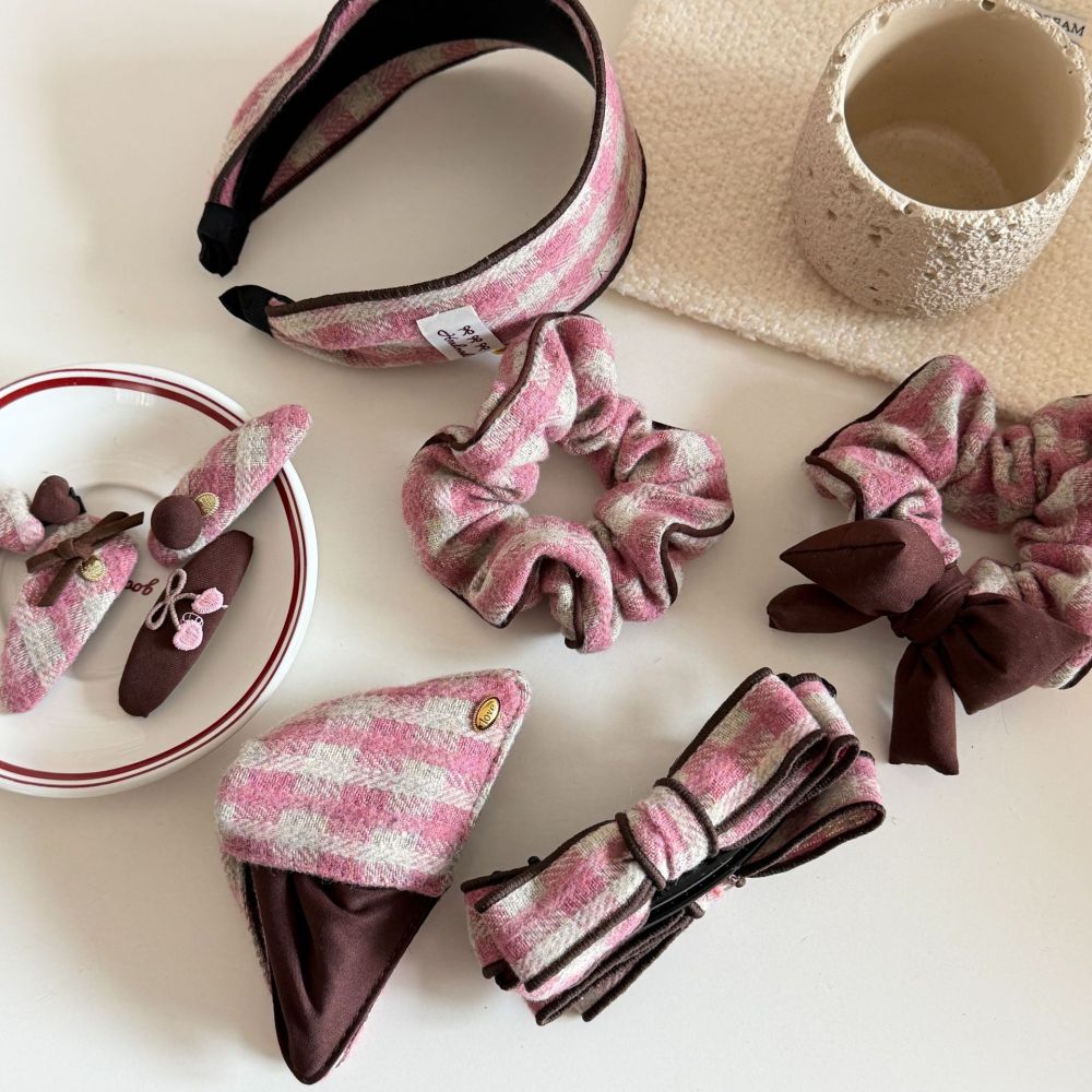 Pinces À Cheveux Pour Femmes En Tissu À Carreaux Doux De La Collection Simple h5Image4