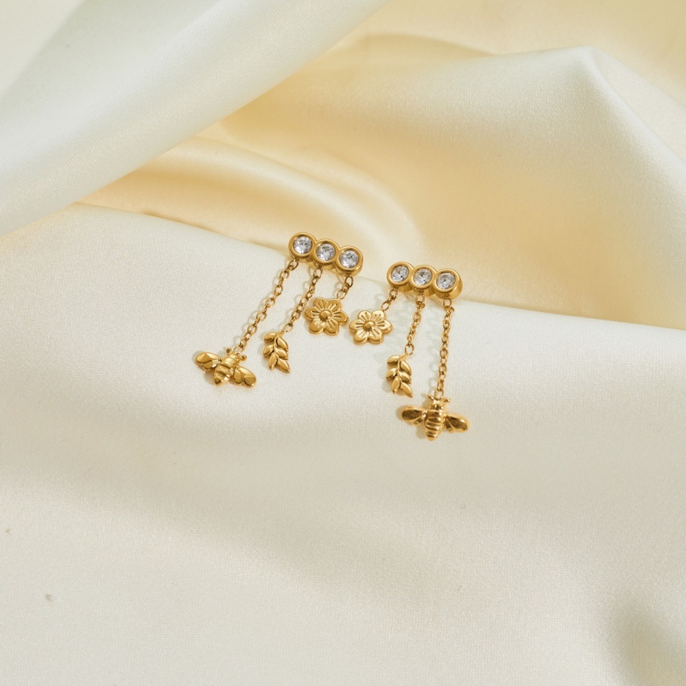 Boucles D'Oreilles Pendantes Pour Femmes Simple Series Daily Flower Wings En Acier Inoxydable Étanche Couleur Or h5Image4