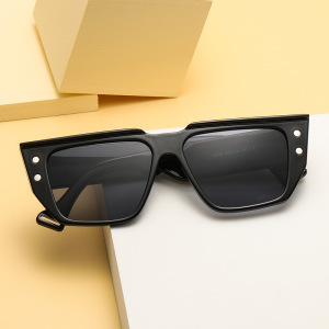 Lunettes De Soleil Femme De La Série Luxueuse, Style Décontracté, Couleurs Mélangées h5 Image4
