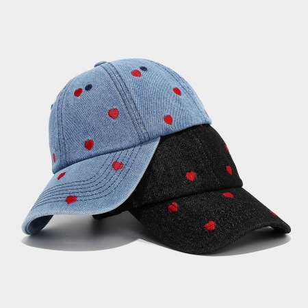 Casquette de baseball femme en denim avec broderie cœur 2