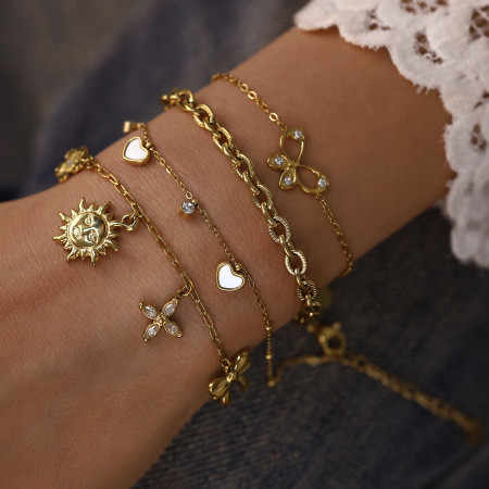 Bracelets à breloques romantiques pour femmes, en acier inoxydable, étanches, couleur or, avec fleurs et papillons, et cristaux. 2