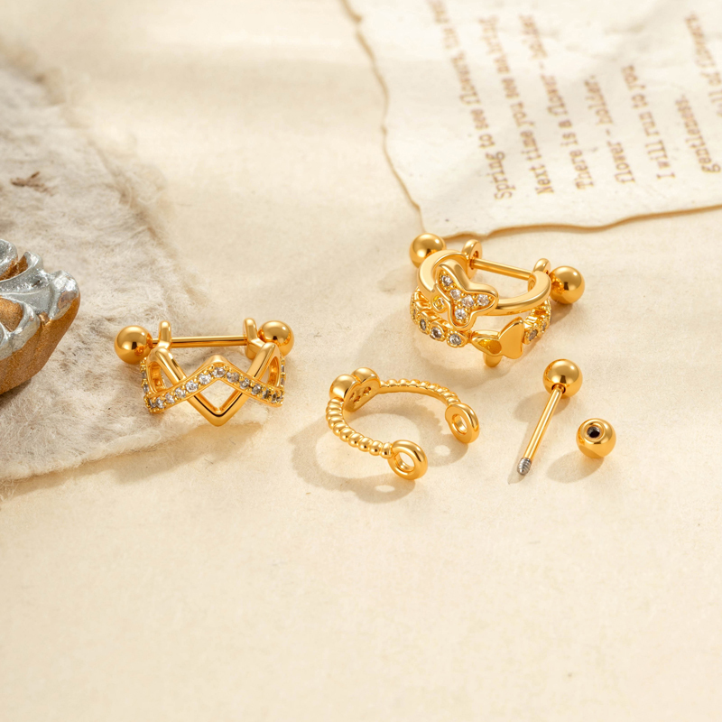 Boucles D'Oreilles Piercing Femme, Forme Papillon Cœur Simple, Couleur Cuivre Doré, Zircon. Image3