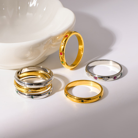 Bagues simples Daily Star Circle en acier inoxydable étanche couleur or avec zircon